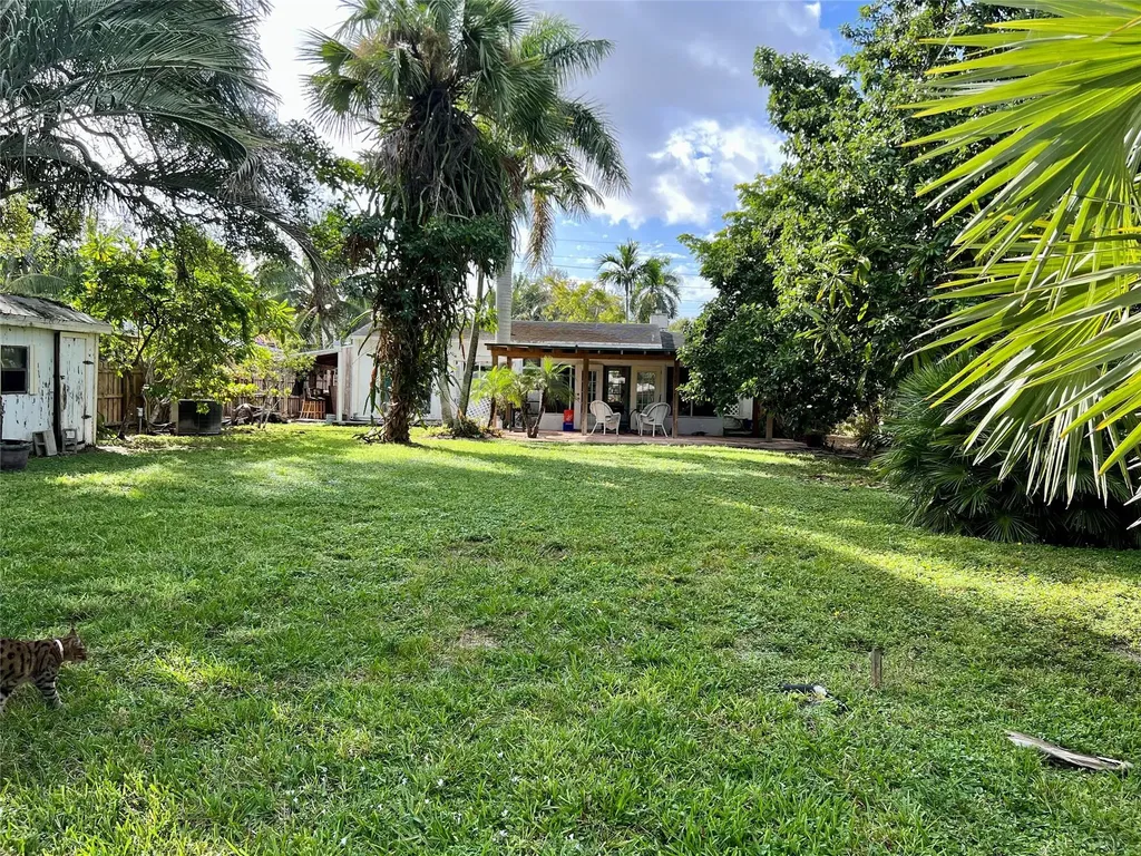 808 SW 8th Terrace Fort Lauderdale FL 33315