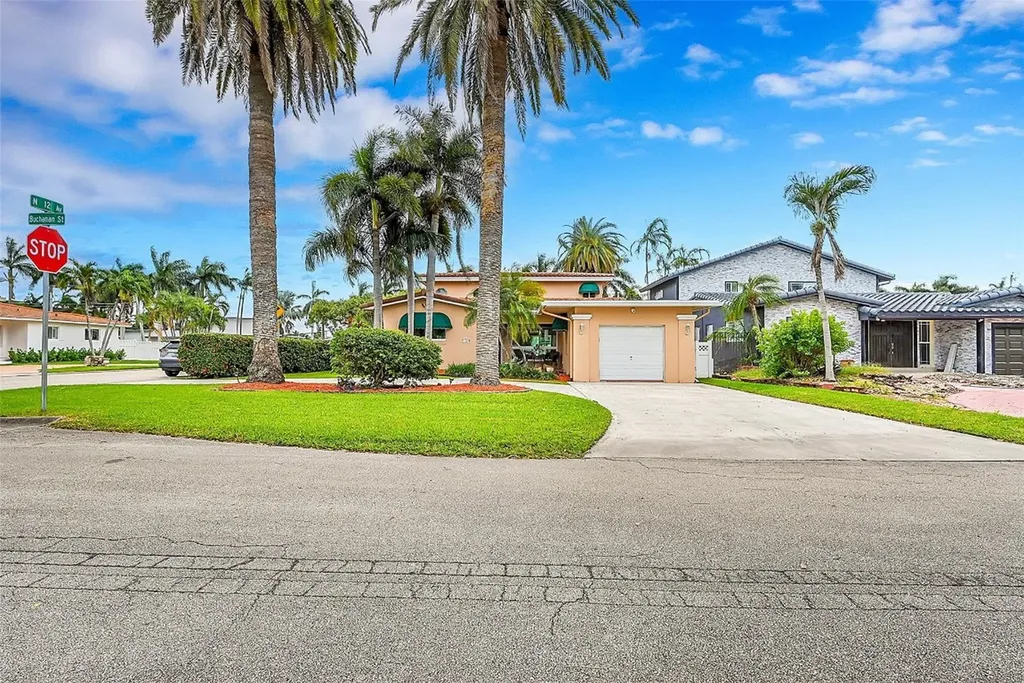 1202 Buchanan Street Hollywood FL 33019