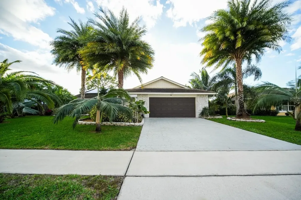 122 Sevilla Avenue Royal Palm Beach FL 33411