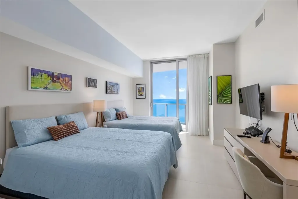 4111 S Ocean Drive Hollywood FL 33019