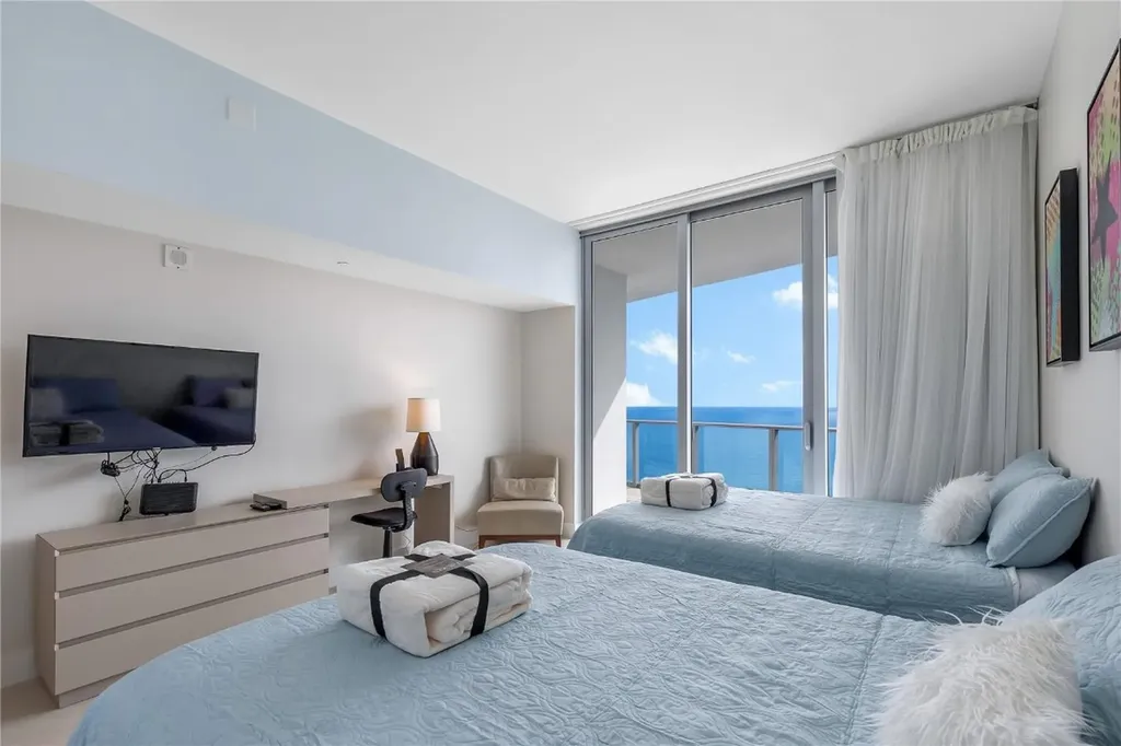 4111 S Ocean Drive Hollywood FL 33019