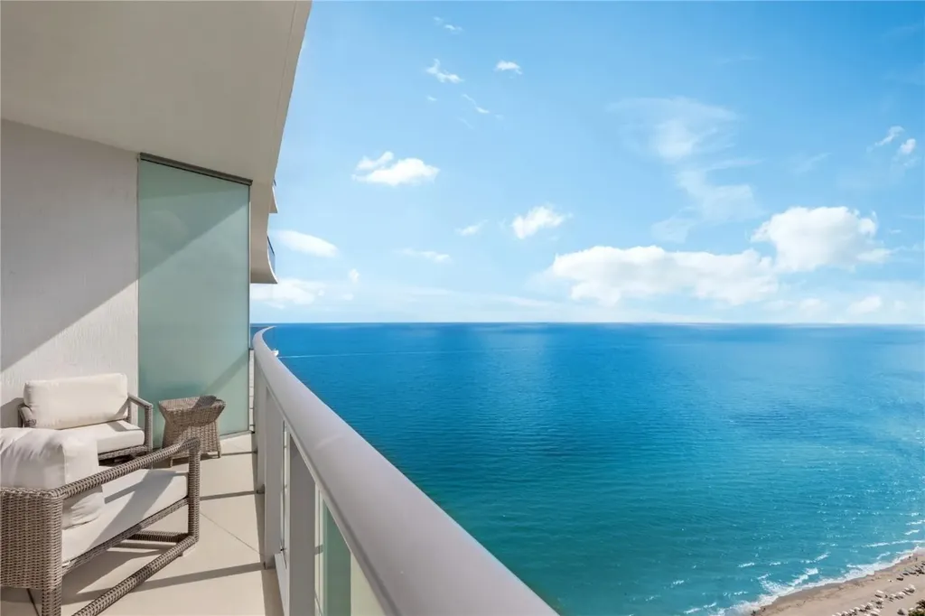4111 S Ocean Drive Hollywood FL 33019