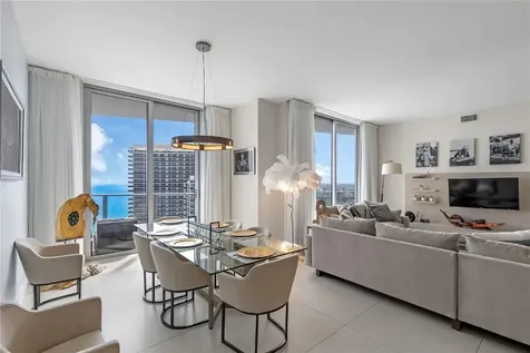 4111 S Ocean Drive Hollywood FL 33019