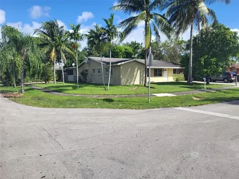 5421-5425 NW 17th Street Lauderhill FL 33313