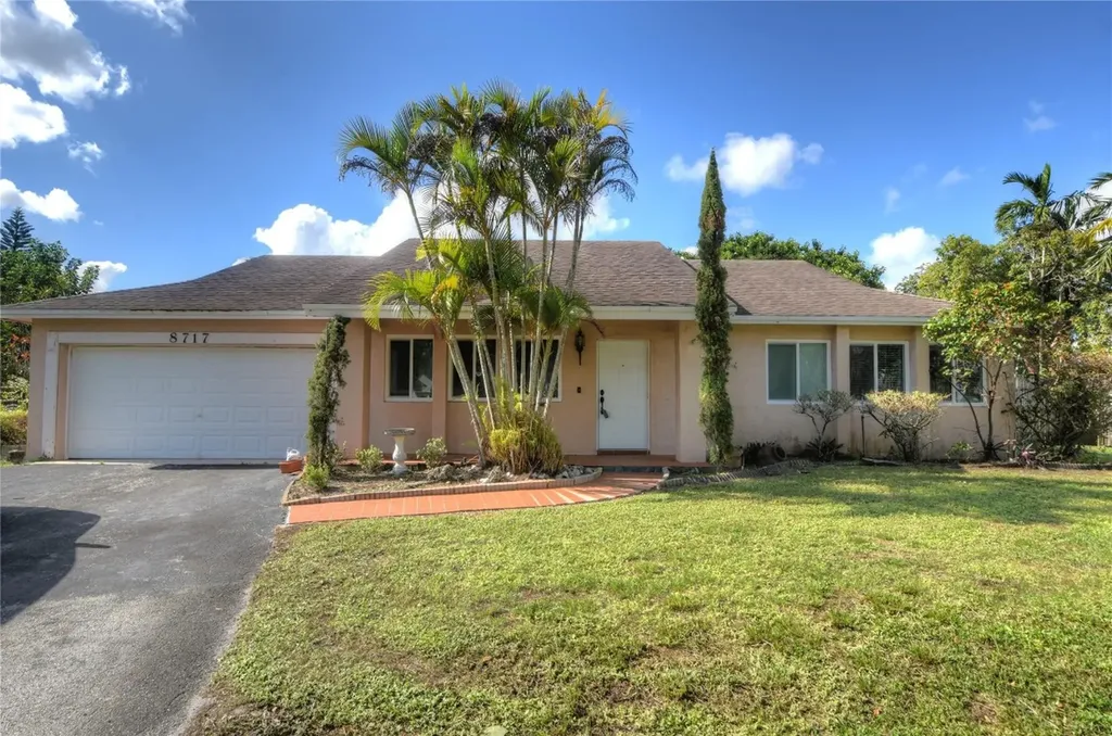8717 SW 55th Street Cooper City FL 33328