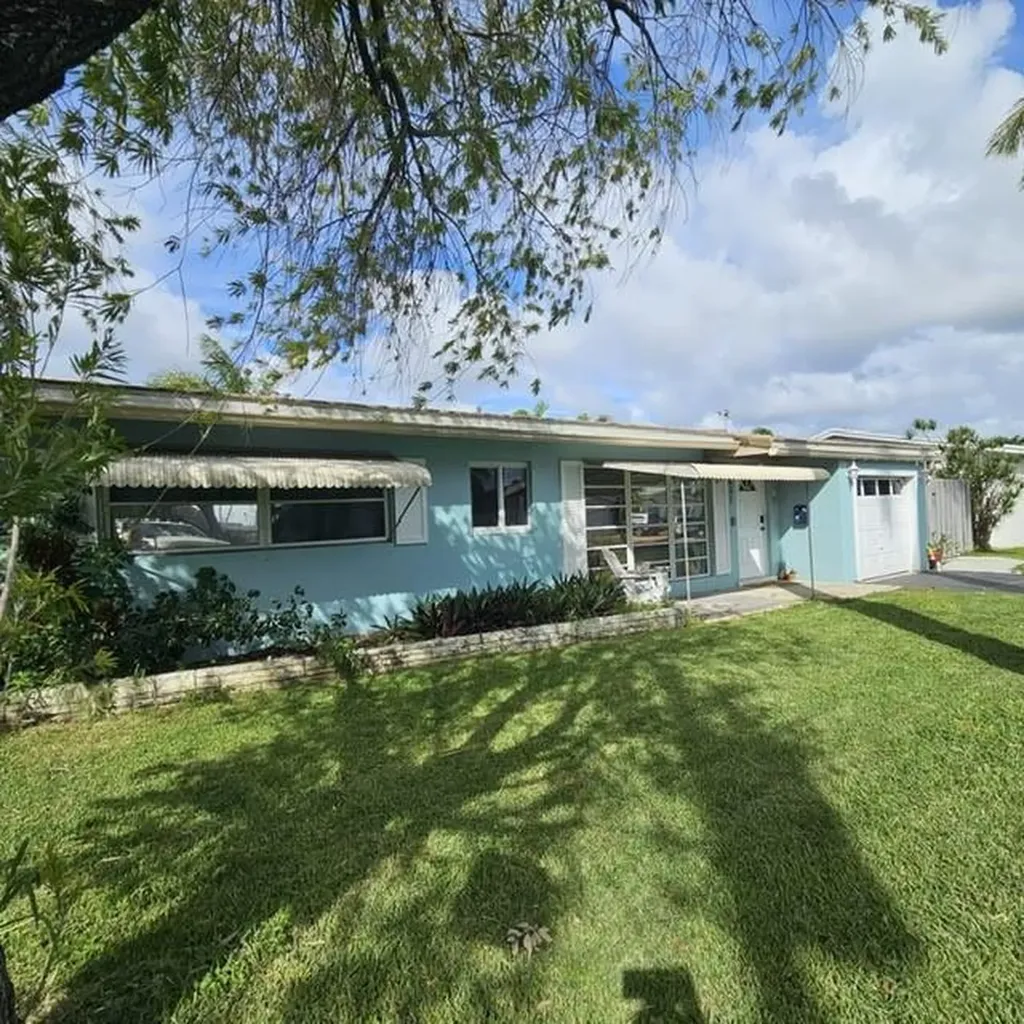 651 SE 18th Avenue Pompano Beach FL 33060