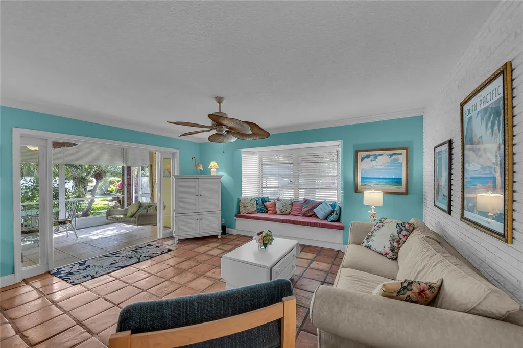 2541 NE 11th Street Pompano Beach FL 33062