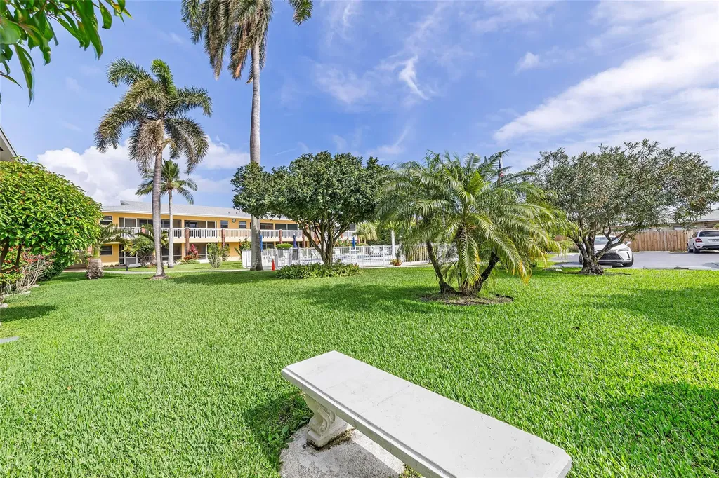 2541 NE 11th Street Pompano Beach FL 33062