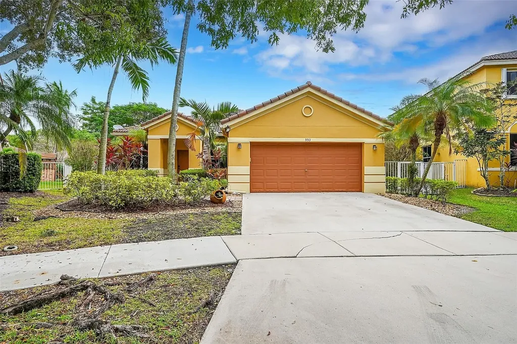 553 Penta Court Weston FL 33327