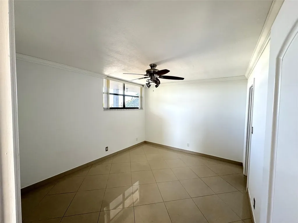 4800 Bayview Drive Fort Lauderdale FL 33308