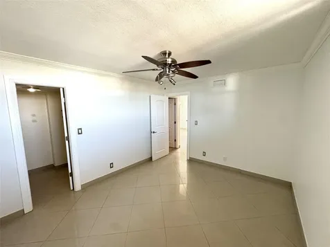 4800 Bayview Drive Fort Lauderdale FL 33308