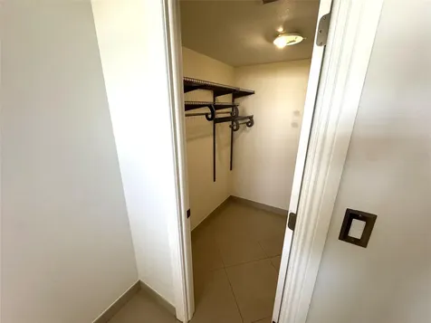 4800 Bayview Drive Fort Lauderdale FL 33308