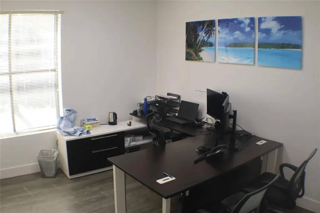 1351 Sawgrass Corporate Parkway Sunrise FL 33323