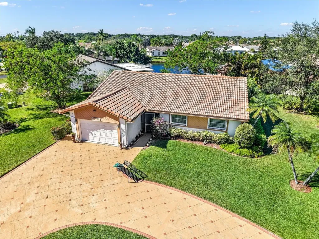 10501 NW 70th Street Tamarac FL 33321