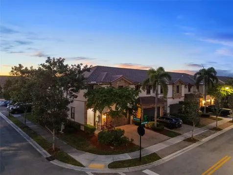 8431 Blue Cove Way Parkland FL 33076