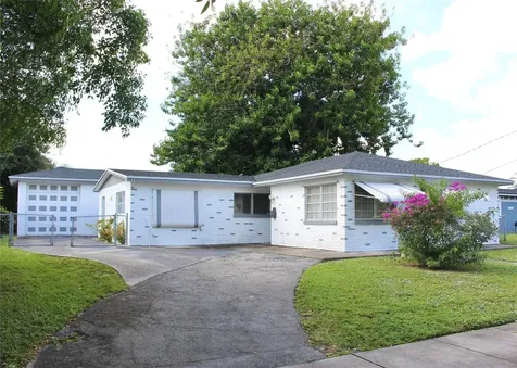 1181 NW 50th Avenue Lauderhill FL 33313