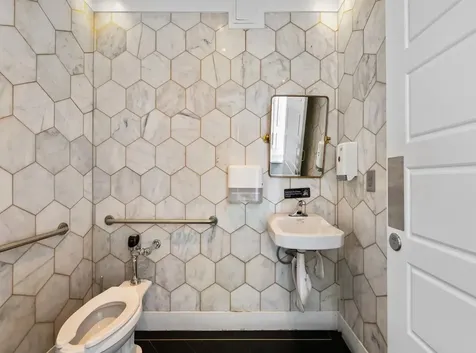 441 NE 3 Fort Lauderdale FL 33304