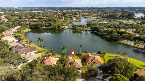 10700 London Street Hollywood FL 33026