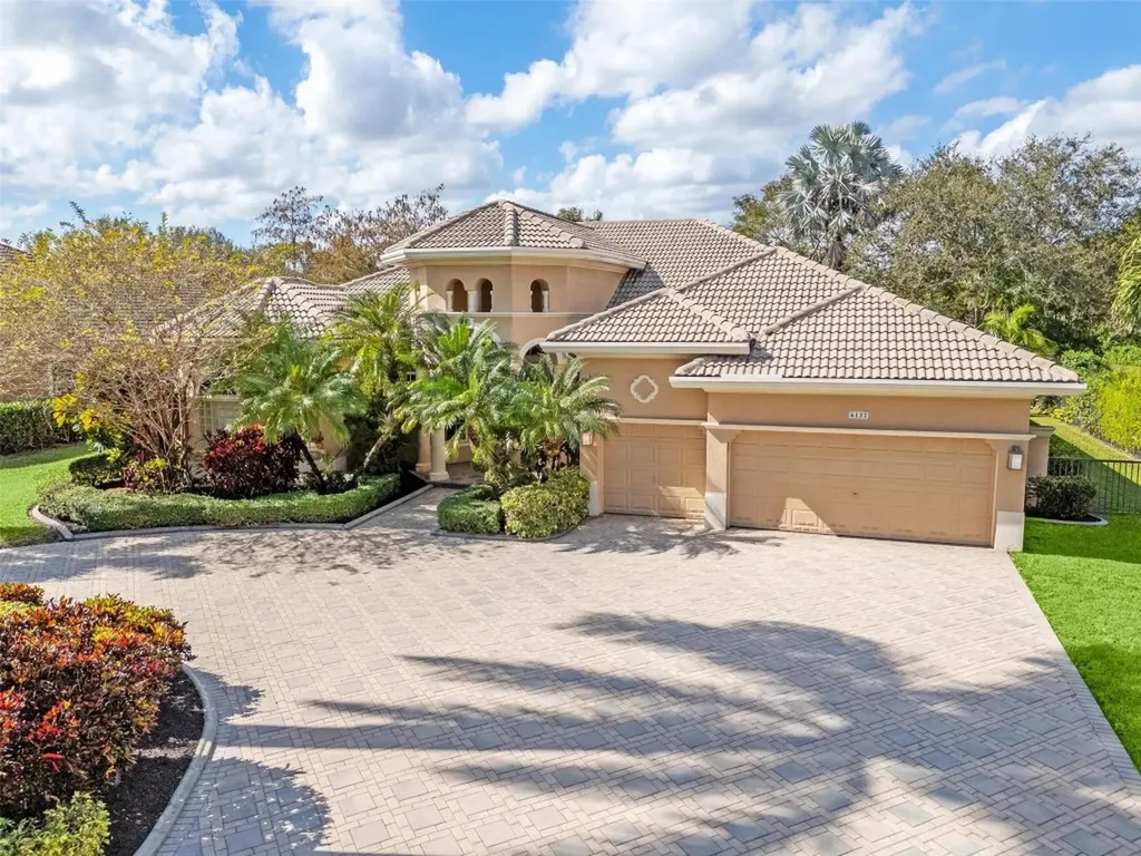 6137 NW 90th Avenue Parkland FL 33067