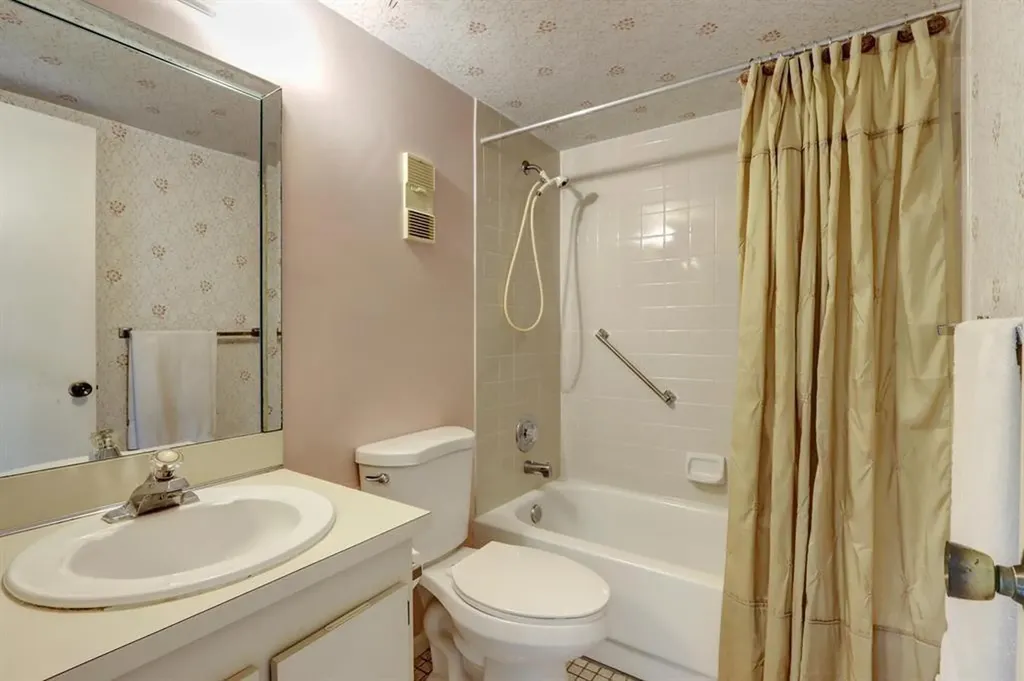 2726 NW 104th Avenue Sunrise FL 33322