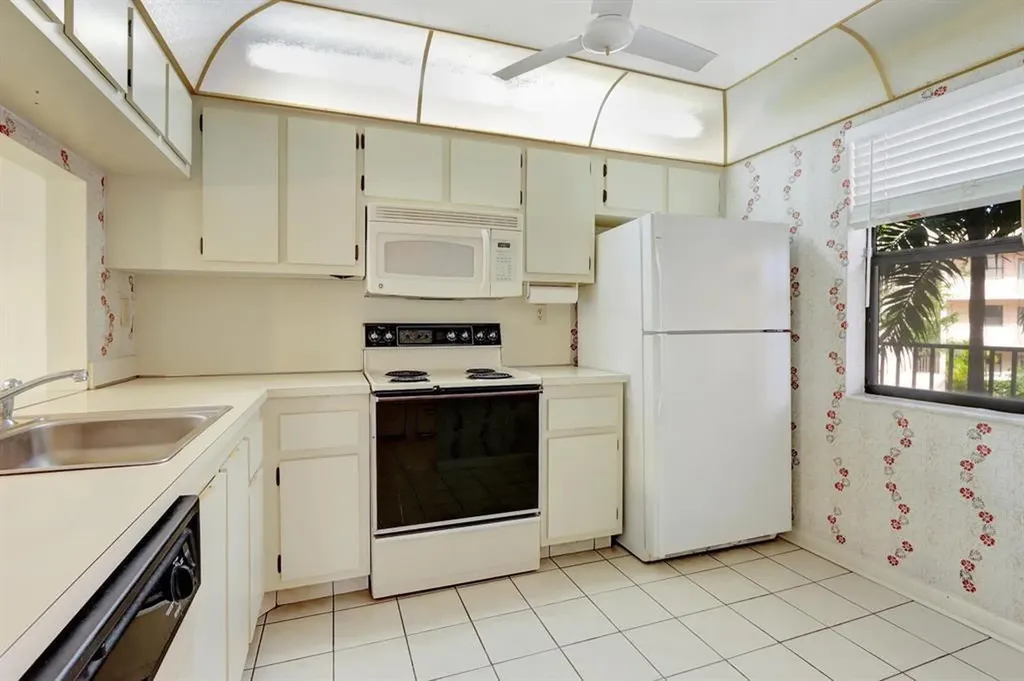 2726 NW 104th Avenue Sunrise FL 33322