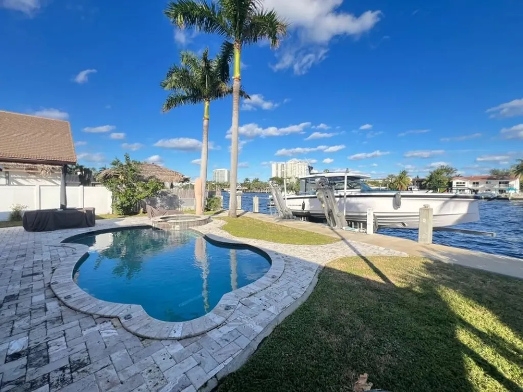 412 SE 28th Avenue Pompano Beach FL 33062