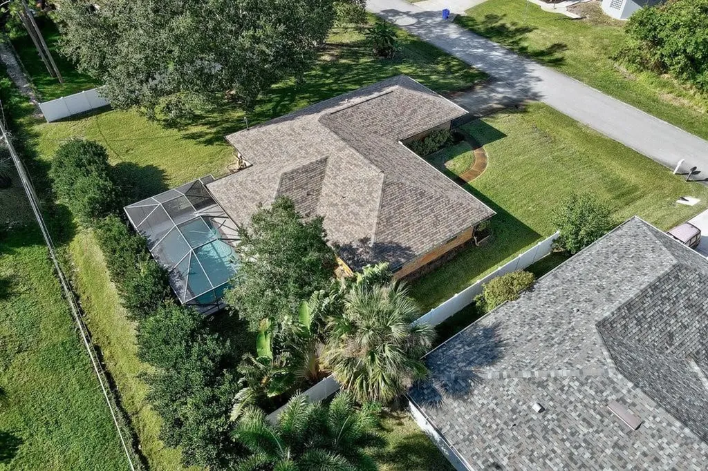 871 Salem Avenue Sebastian FL 32958