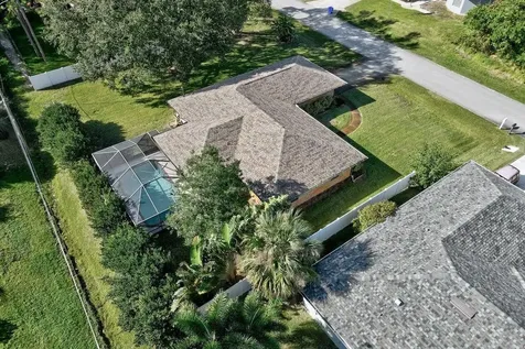 871 Salem Avenue Sebastian FL 32958