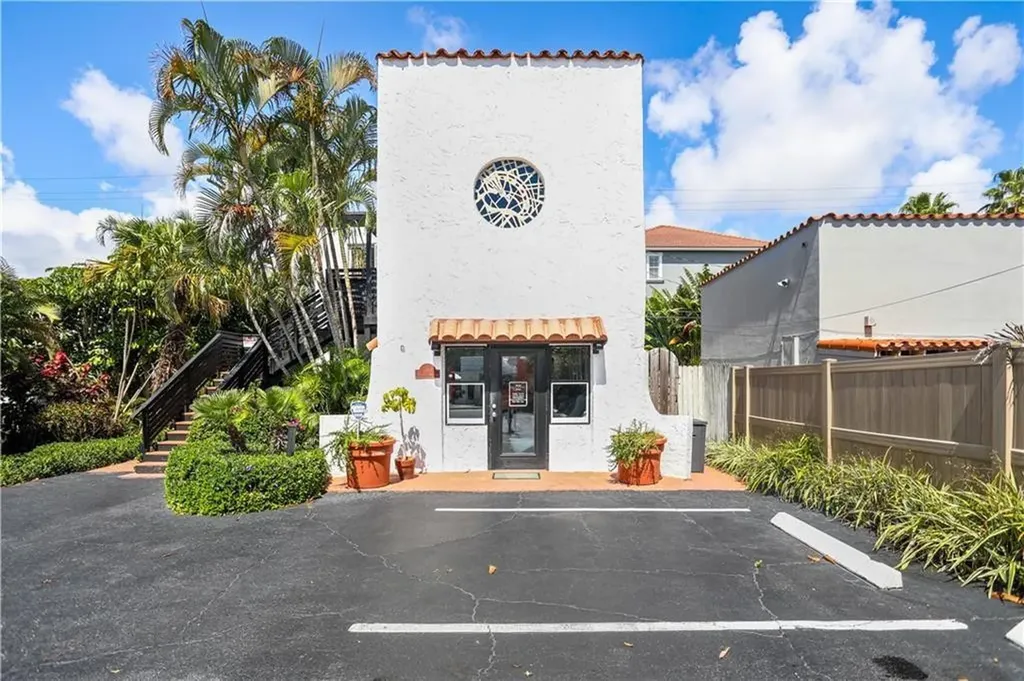 280 NE 6th Avenue Delray Beach FL 33483