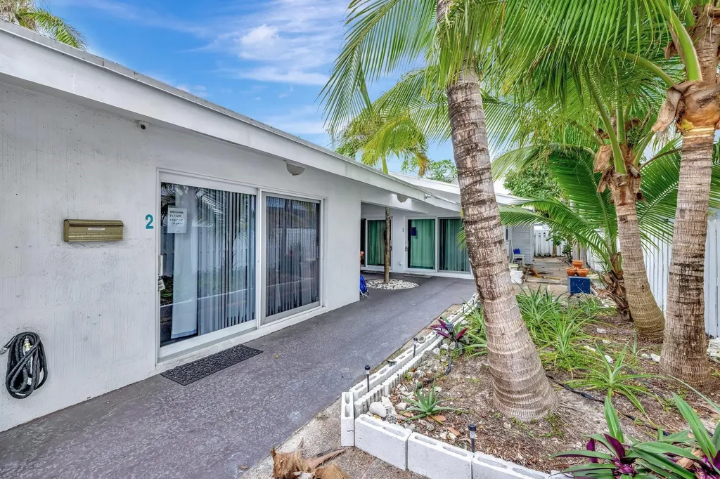 4548 N Ocean Lauderdale By The Sea FL 33313