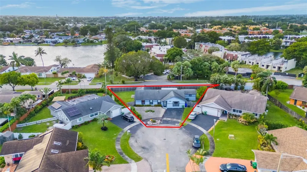 8920 NW 14th Street Pembroke Pines FL 33024
