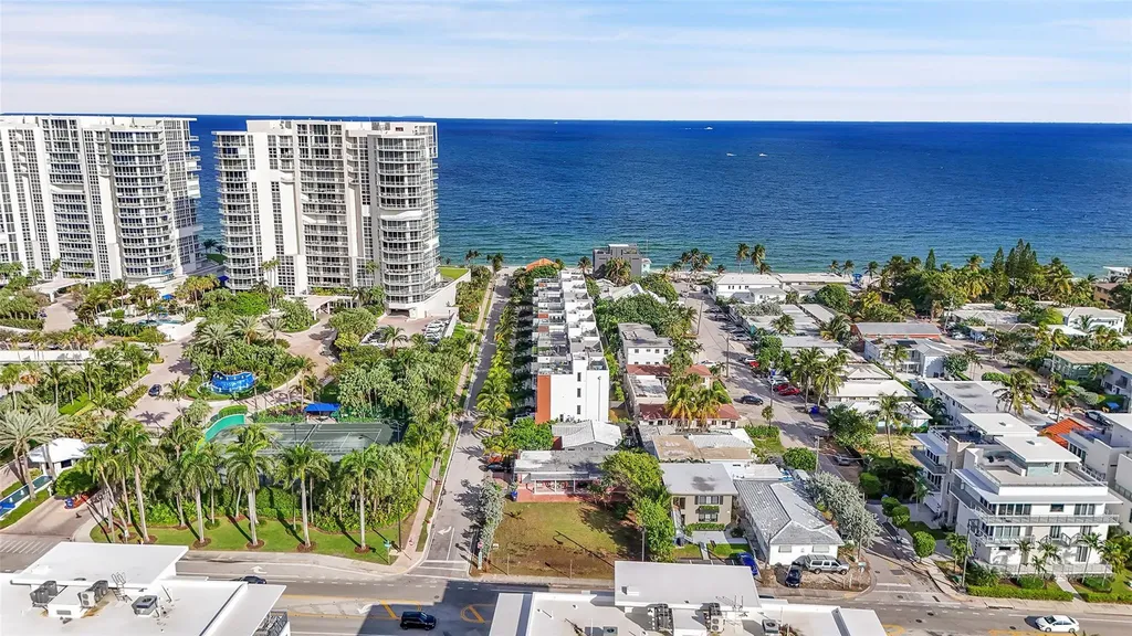 356 Balboa Street Hollywood FL 33019