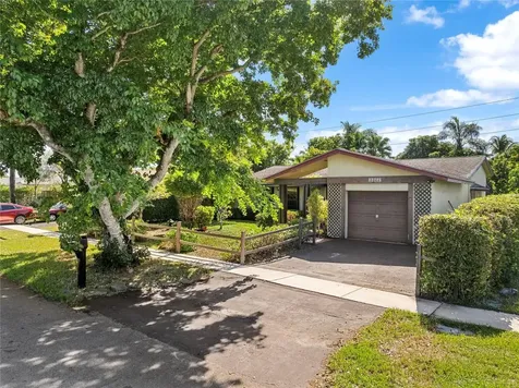 16852 SW 5th Way Weston FL 33326