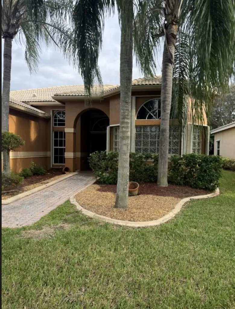 4913 NW 115th Terrace Coral Springs FL 33076