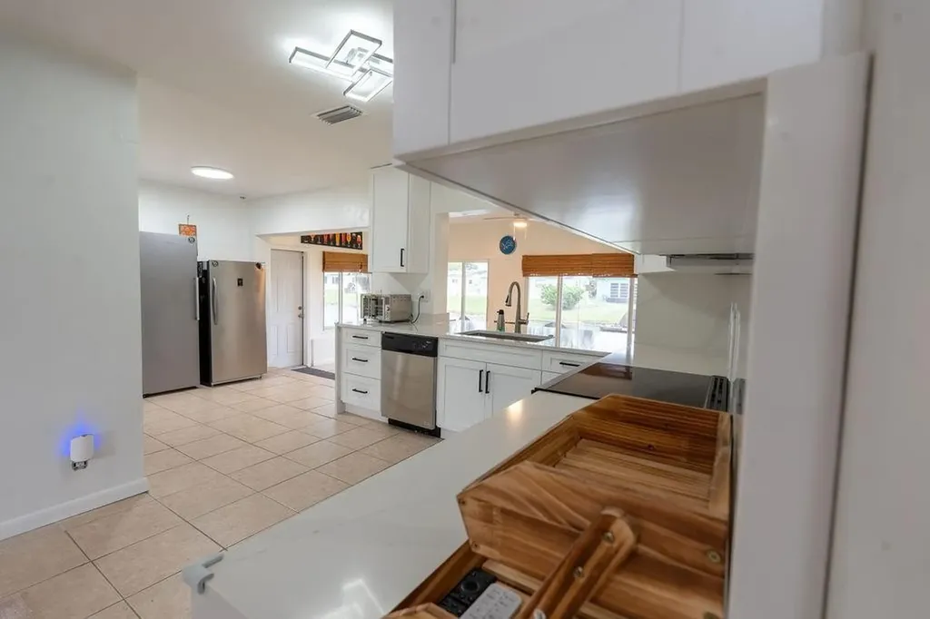 6841 NW 28th Street Sunrise FL 33313
