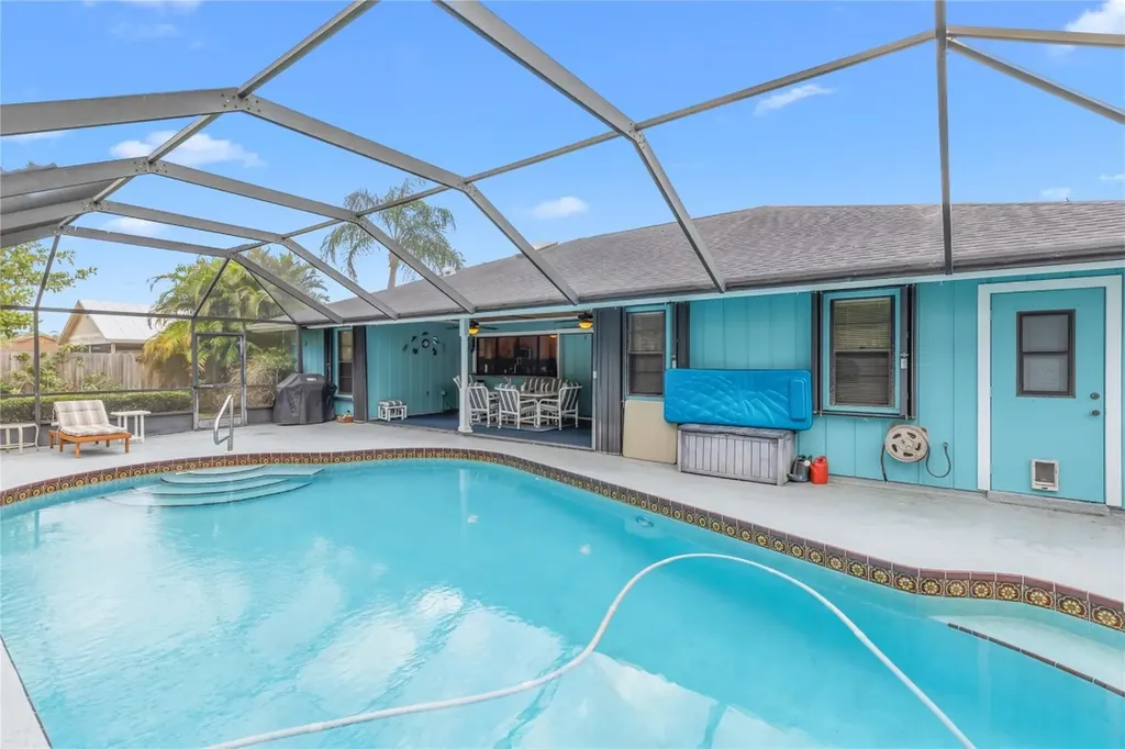 925 SE Brookedge Avenue Port St Lucie FL 34983