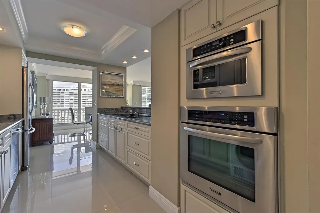 2200 S Ocean Lane Fort Lauderdale FL 33316