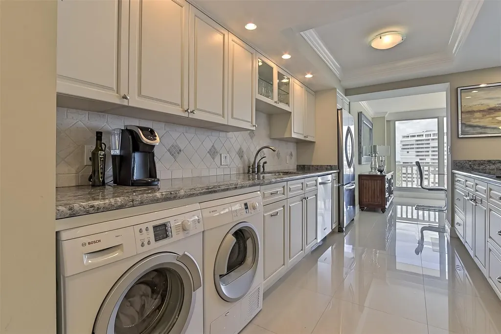 2200 S Ocean Lane Fort Lauderdale FL 33316