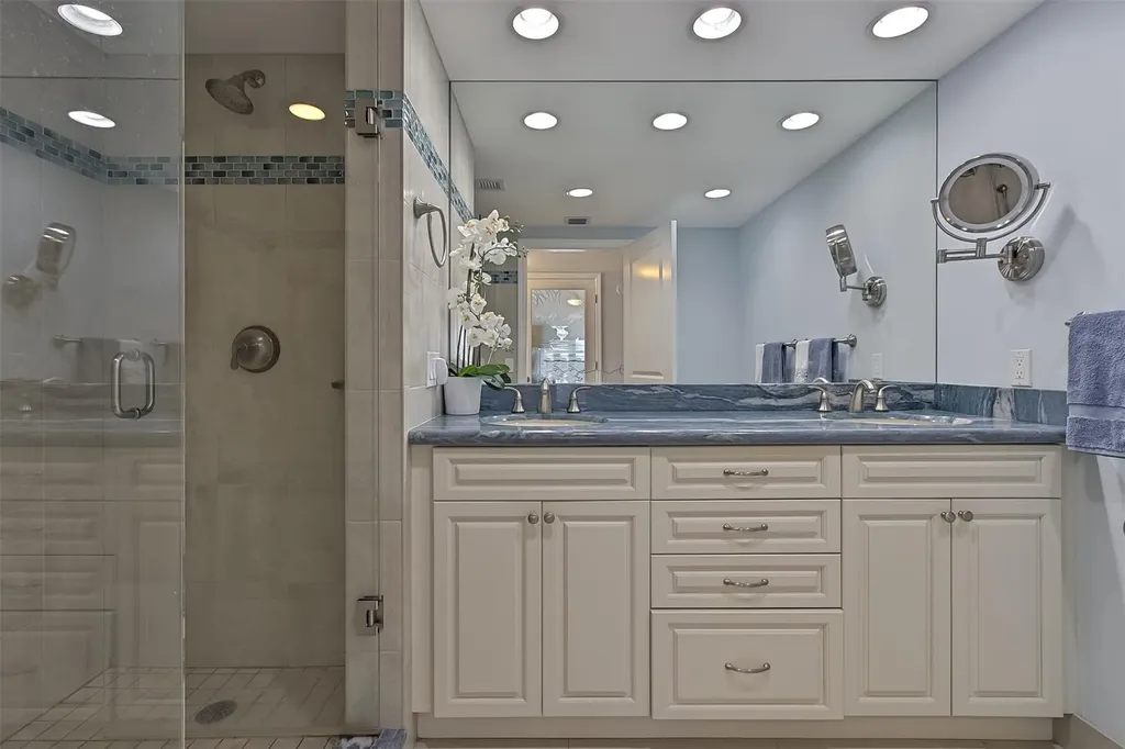 2200 S Ocean Lane Fort Lauderdale FL 33316