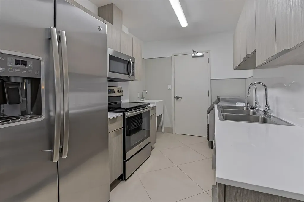 2200 S Ocean Lane Fort Lauderdale FL 33316