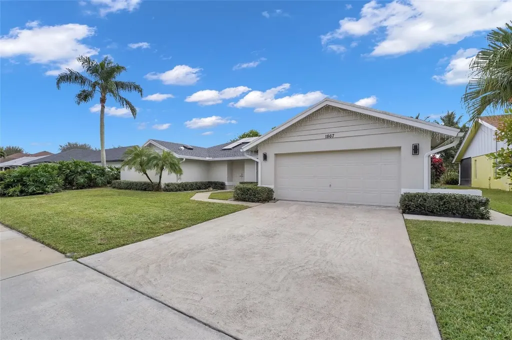 1867 Primrose Lane Wellington FL 33414