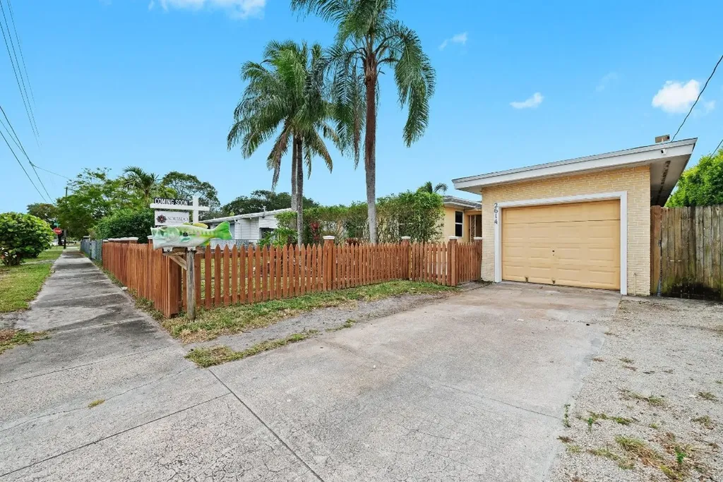 2614 Liberty Street Hollywood FL 33020