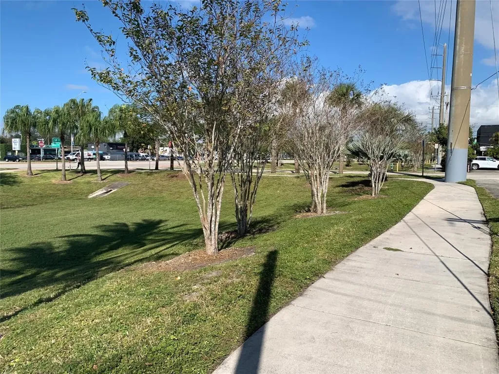 5928 Wiley Street Hollywood FL 33023