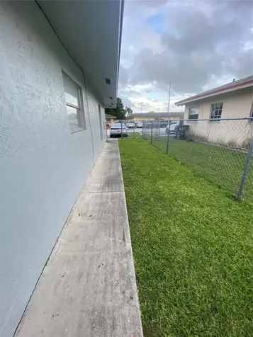 4021 NW 30th Terrace Lauderdale Lakes FL 33309