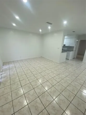 4021 NW 30th Terrace Lauderdale Lakes FL 33309