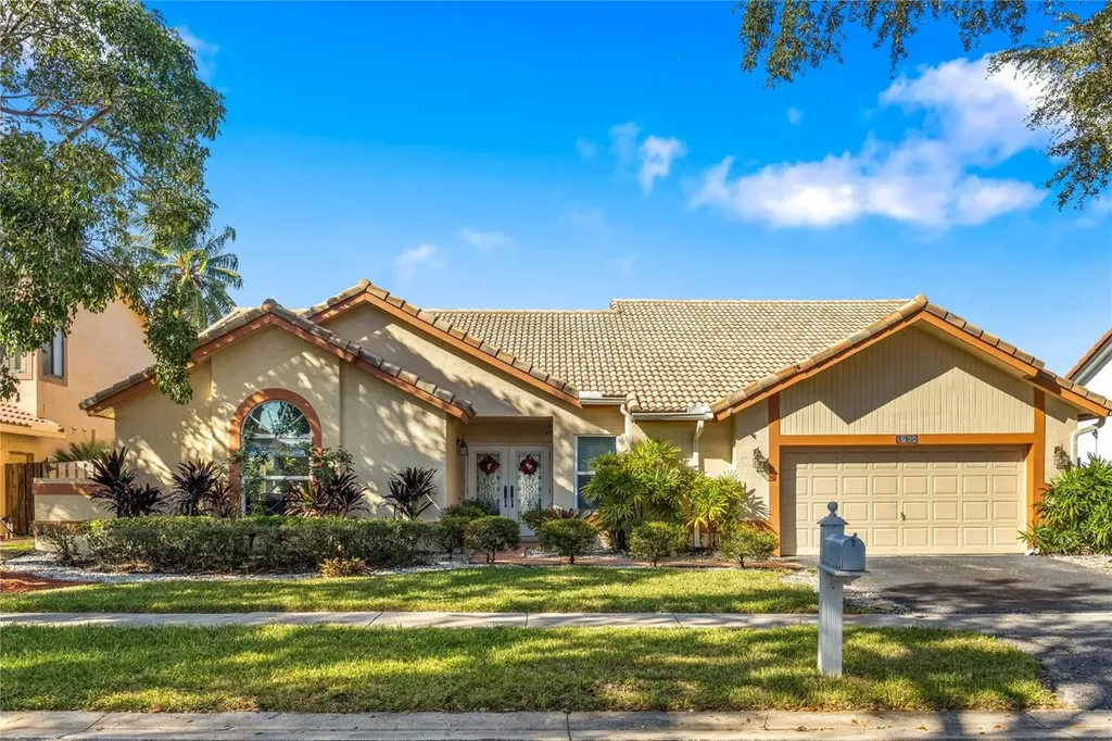 1855 NW 105th Avenue Plantation FL 33322