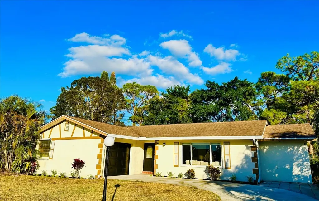 5082 Ouachita Drive Lake Worth FL 33467