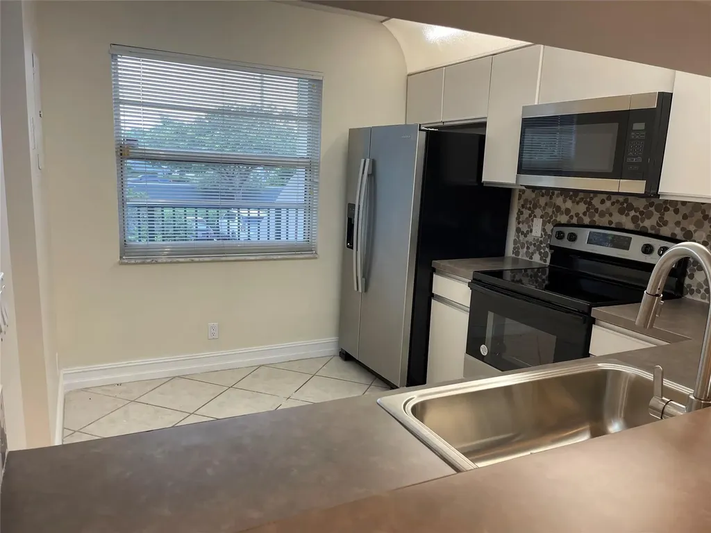 3993 Cypress Reach Court Pompano Beach FL 33069
