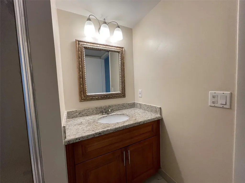 3993 Cypress Reach Court Pompano Beach FL 33069