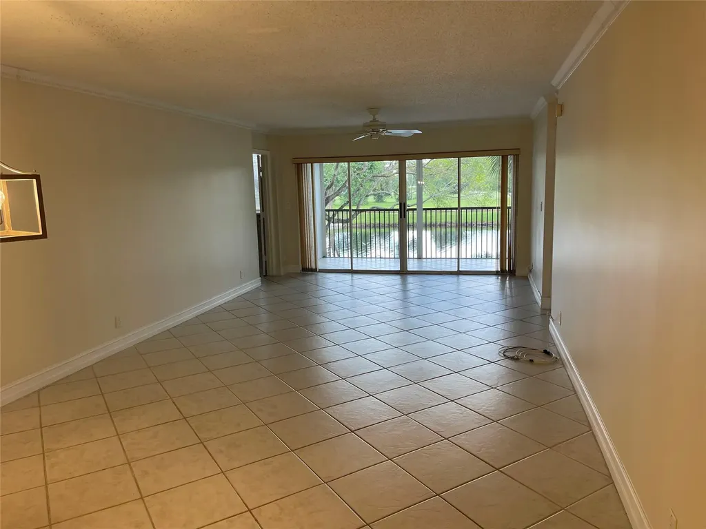 3993 Cypress Reach Court Pompano Beach FL 33069